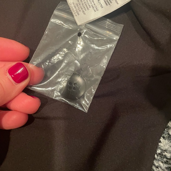 Anthropologie Greylin fuzzy Gray Plaid Cape Jacket/ shacket - Picture 6 of 8